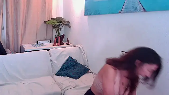 IvonneAndDom online show from November 19, 11:54 am