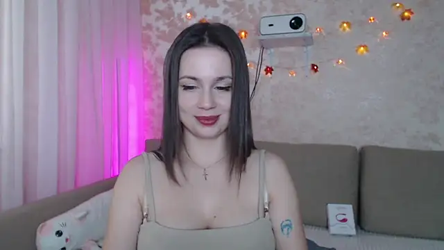 Snapshot of lustxSALLY chatting on October 13, 6:15 am lustxSALLY online show from October 13, 6:15 am