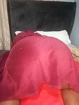 ALICIA X98 online show from April 17, 7:17 pm