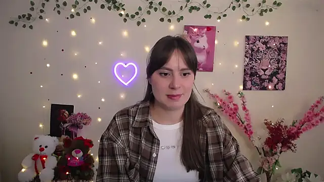 Amanda Bright  online show from May 26, 10:02 am