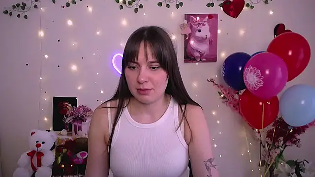 Amanda Bright  online show from March 25, 11:42 am