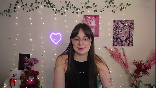 Amanda Bright  online show from May 30, 9:04 am