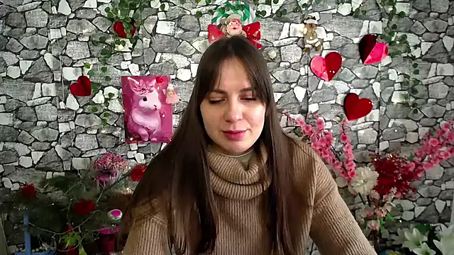 Amanda Bright  online show from January 16, 10:30 am