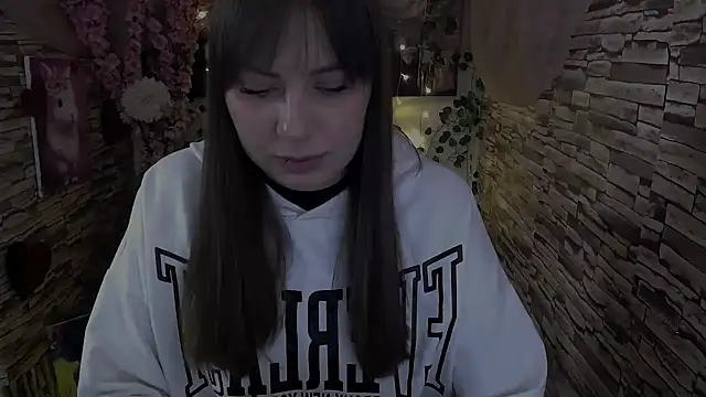 Amanda Bright  online show from October 21, 6:57 am