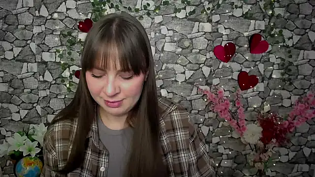 Amanda Bright  online show from November 9, 7:45 am