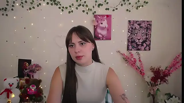 Snapshot of Amanda_Bright_ chatting on July 10, 10:59 am Amanda Bright online show from July 10, 10:59 am