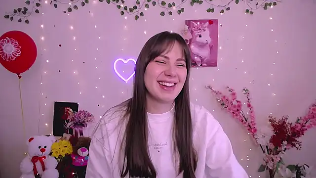 Amanda Bright  online show from April 11, 7:56 am