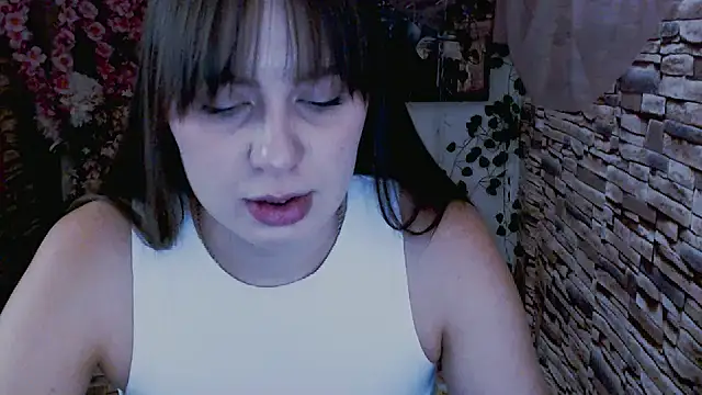 Amanda Bright  online show from September 15, 7:09 am