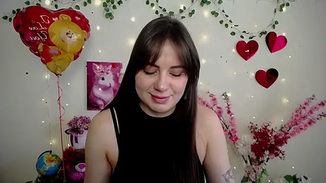 Amanda Bright  online show from February 19, 8:11 am