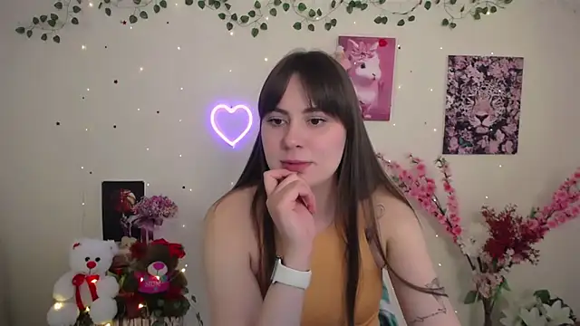 Amanda Bright  online show from May 13, 10:22 am