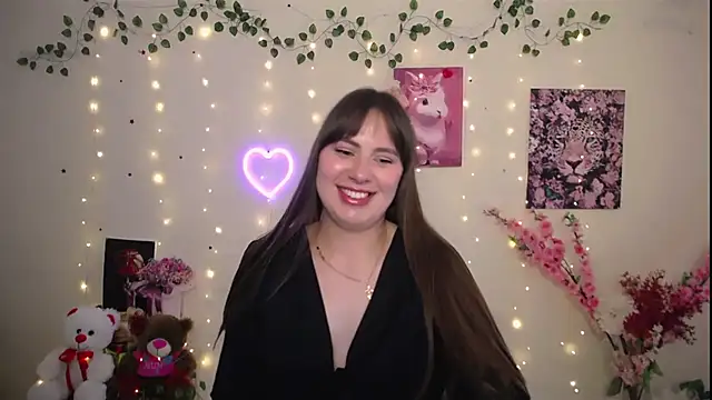 Snapshot of Amanda_Bright_ chatting on June 12, 10:02 am Amanda Bright online show from June 12, 10:02 am