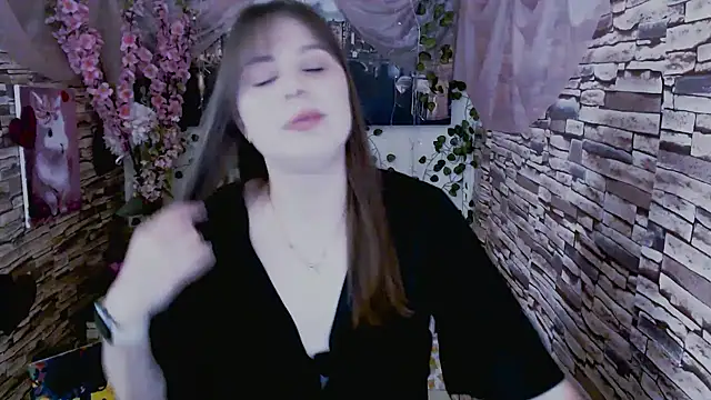 Amanda Bright  online show from September 22, 7:14 am
