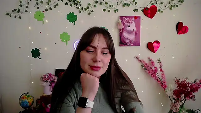 Amanda Bright  online show from March 17, 11:24 am