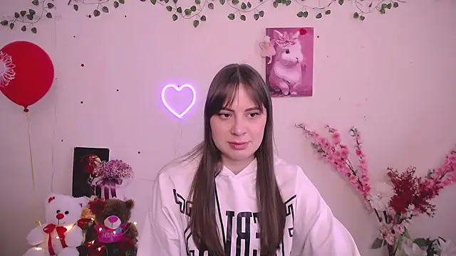 Amanda Bright  online show from April 4, 6:42 am