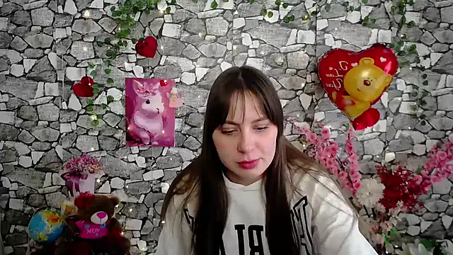 Amanda Bright  online show from February 11, 11:32 am