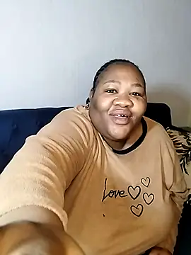 Snapshot of SeductionBoobs chatting on May 9, 10:24 pm SeductionBoobs online show from May 9, 10:24 pm