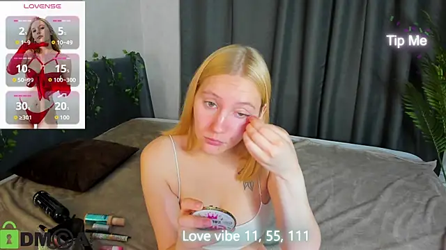 Anna Chelsea online show from October 24, 1:04 am