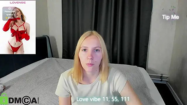 Snapshot of Anna_Chelsea chatting on September 18, 11:41 pm Anna Chelsea online show from September 18, 11:41 pm
