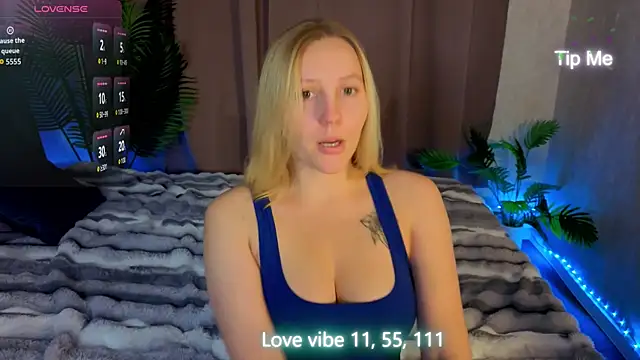 Anna Chelsea online show from May 18, 1:06 am