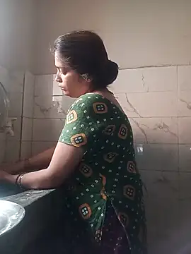 Snapshot of Trisha_71 chatting on June 7, 12:43 pm Trisha 71 online show from June 7, 12:43 pm
