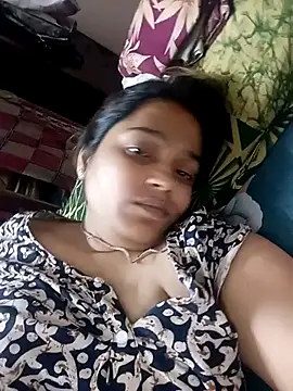 Snapshot of Trisha_71 chatting on June 25, 8:19 am Trisha 71 online show from June 25, 8:19 am