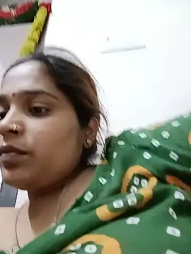 Snapshot of Trisha_71 chatting on June 18, 2:44 pm Trisha 71 online show from June 18, 2:44 pm