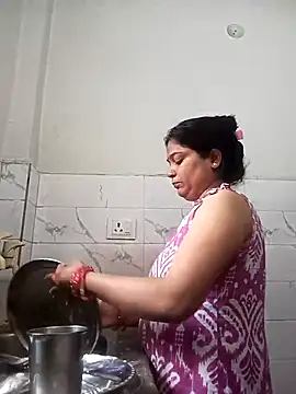 Snapshot of Trisha_71 chatting on October 3, 2:59 am Trisha 71 online show from October 3, 2:59 am