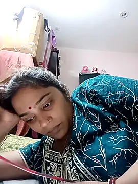 Trisha 71 online show from March 31, 12:29 pm