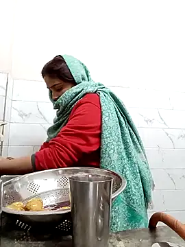 Trisha 71 online show from December 19, 1:46 pm