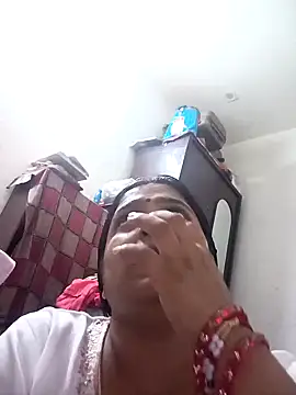 Snapshot of Trisha_71 chatting on October 3, 4:30 pm Trisha 71 online show from October 3, 4:30 pm