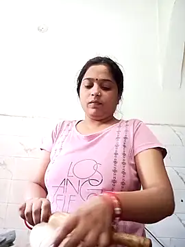Snapshot of Trisha_71 chatting on September 11, 4:23 am Trisha 71 online show from September 11, 4:23 am