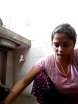 Trisha 71 online show from March 25, 4:01 am