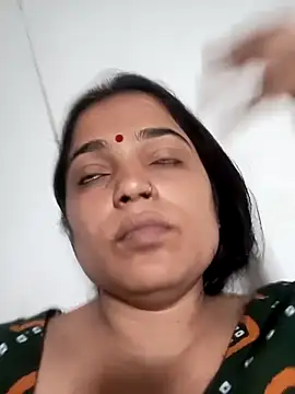 Snapshot of Trisha_71 chatting on October 2, 6:50 am Trisha 71 online show from October 2, 6:50 am