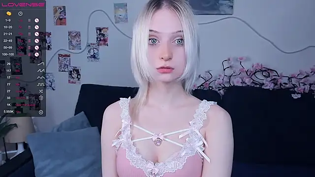 Snapshot of Megan--chan chatting on February 21, 5:04 pm Megan--chan online show from February 21, 5:04 pm