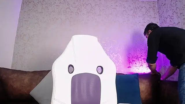 JuanKFit 45 online show from April 8, 2:46 am