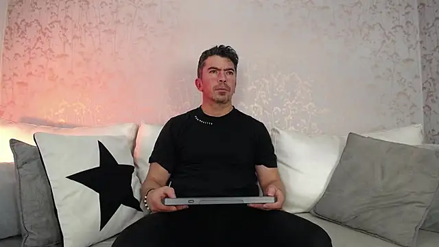 JuanKFit 45 online show from November 8, 1:47 pm