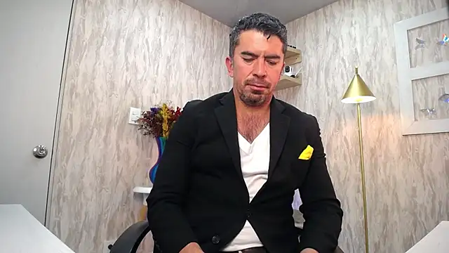 JuanKFit 45 online show from February 14, 3:29 am