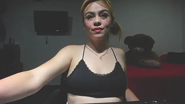 KATA BLONDE online show from October 27, 8:21 pm