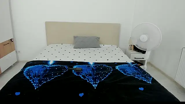 EvvaBBW online show from September 10, 7:18 am