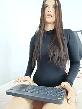 Snapshot of Demy_Rhoades chatting on February 22, 11:17 pm Demy Rhoades online show from February 22, 11:17 pm