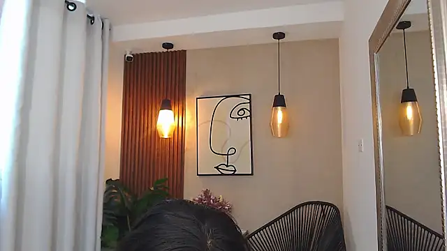 Lia Mar  online show from March 18, 6:09 pm