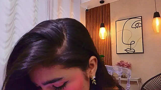 Lia Mar  online show from June 2, 6:30 pm