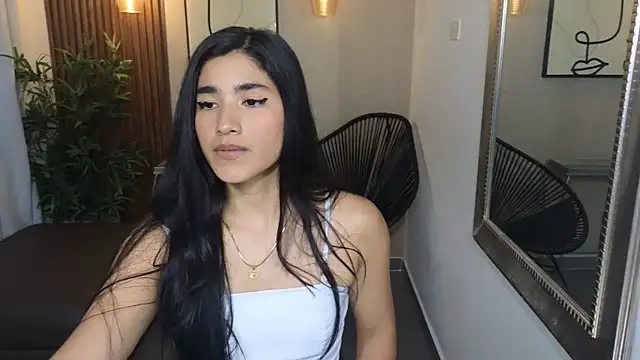 Lia Mar  online show from October 17, 6:10 pm