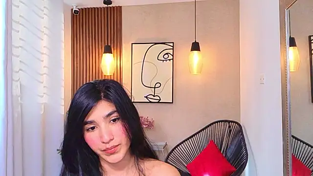 Lia Mar  online show from June 9, 8:10 pm