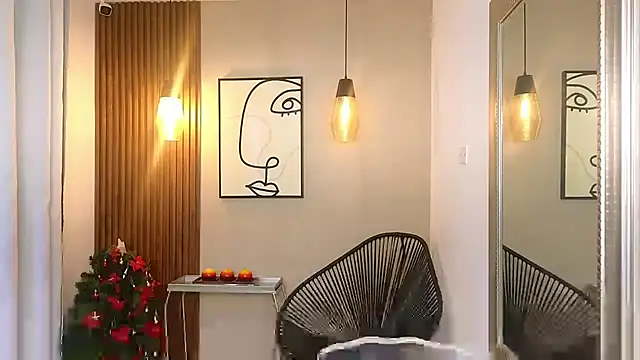 Snapshot of Lia_Mar_ chatting on December 5, 7:23 pm Lia Mar online show from December 5, 7:23 pm