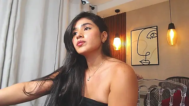 Lia Mar  online show from April 27, 6:50 pm