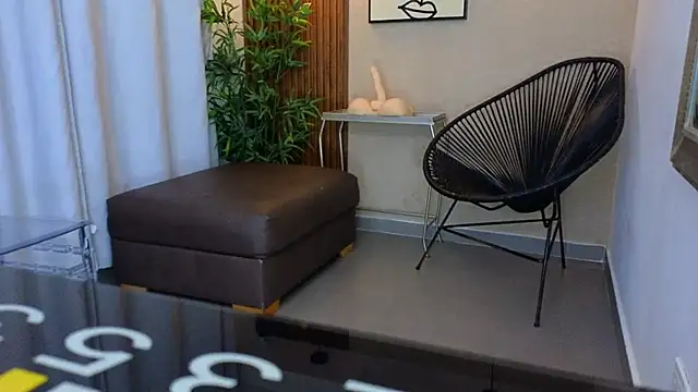 Lia Mar  online show from October 21, 6:18 pm