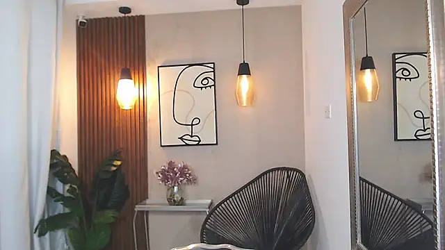 Lia Mar  online show from February 21, 6:10 pm