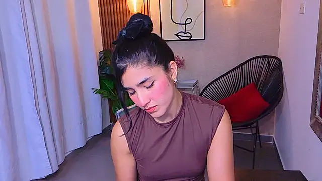 Lia Mar  online show from May 29, 6:58 pm