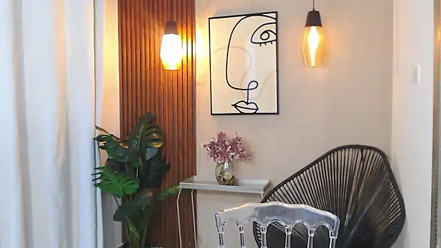 Lia Mar  online show from February 13, 6:19 pm